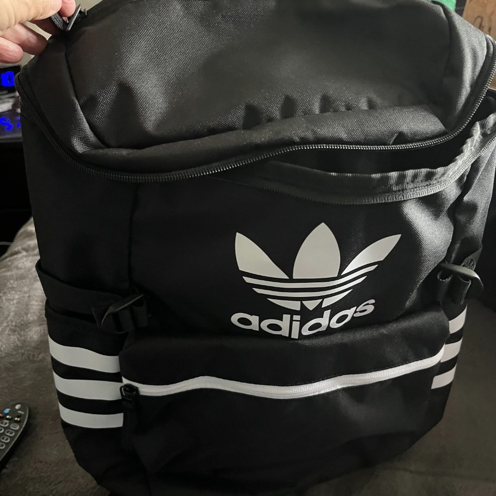 Addidas New Sports backpack - Picture 3 of 4